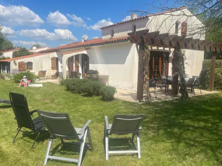 Maison rénovée pour 8 personnes à 800m de la plage avec parking - Photo 14