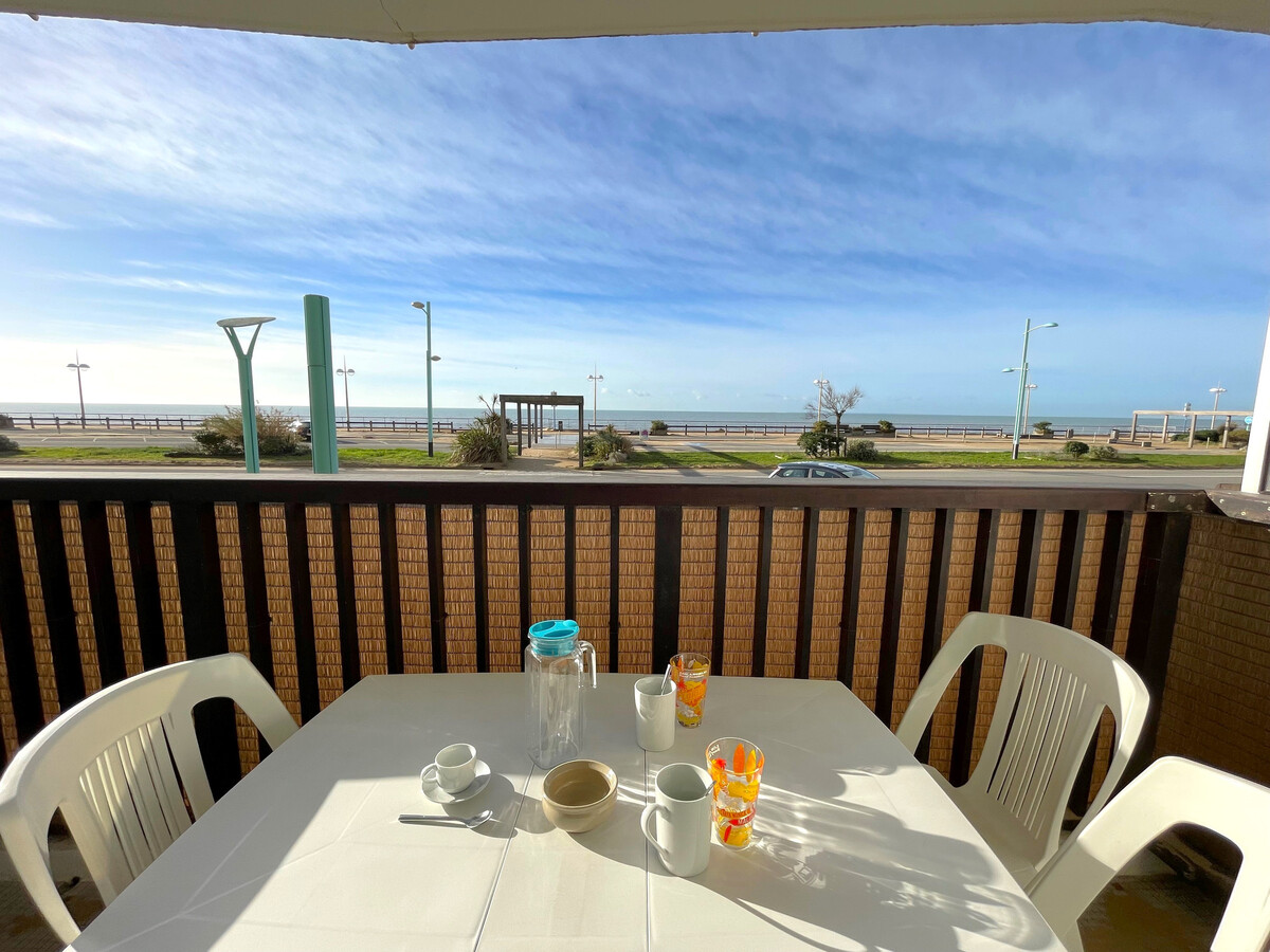 Studio 25m² rez-de-chaussée vue mer avec balcon - Photo 3