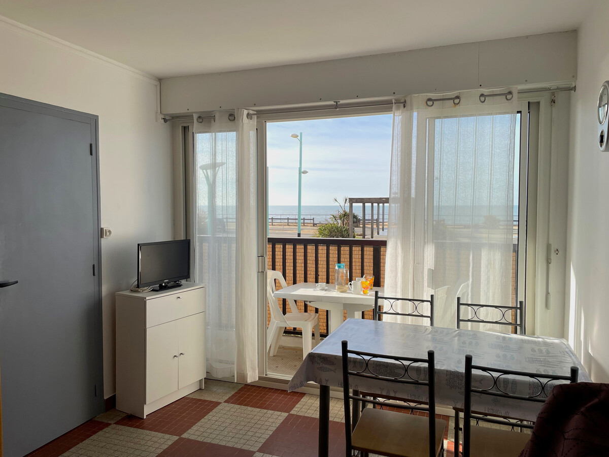 Studio 25m² rez-de-chaussée vue mer avec balcon - Photo 9