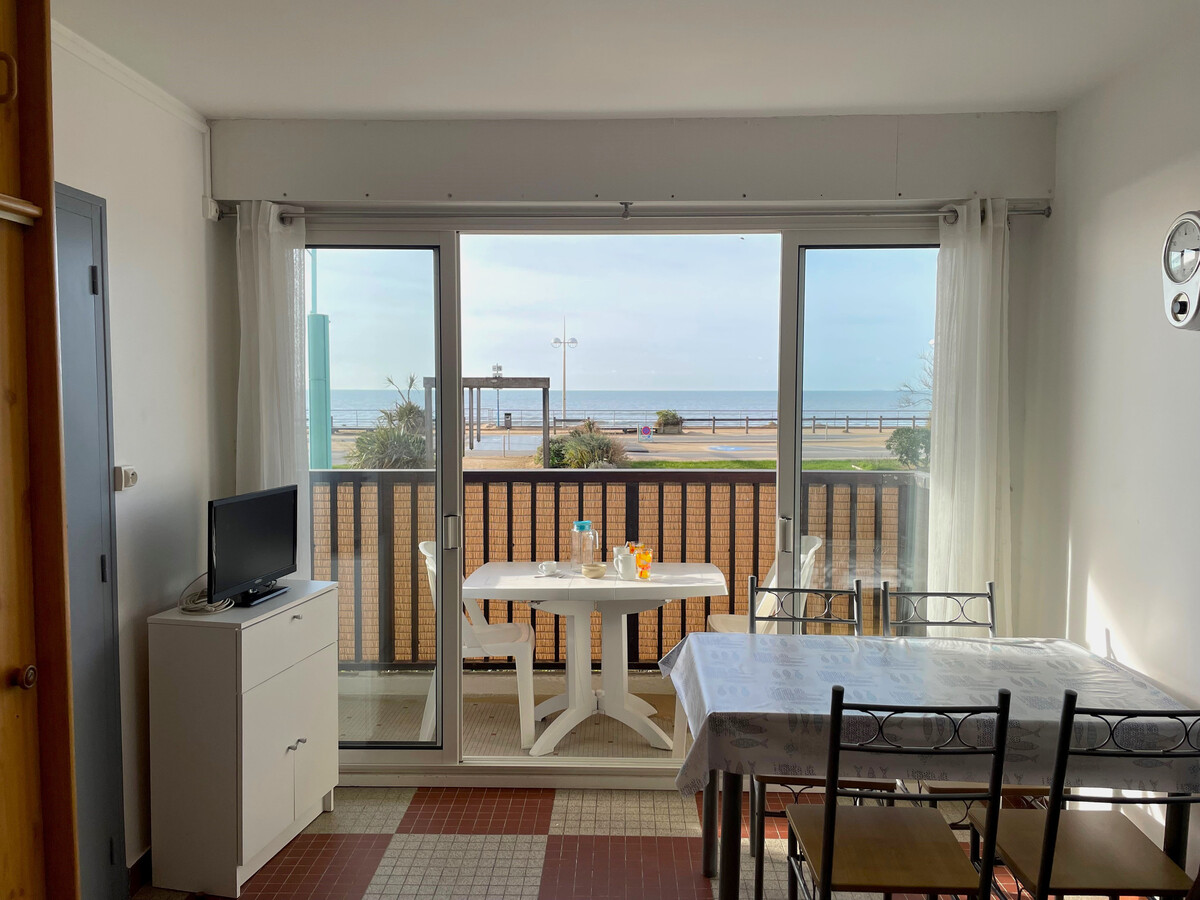 Studio 25m² rez-de-chaussée vue mer avec balcon - Photo 10