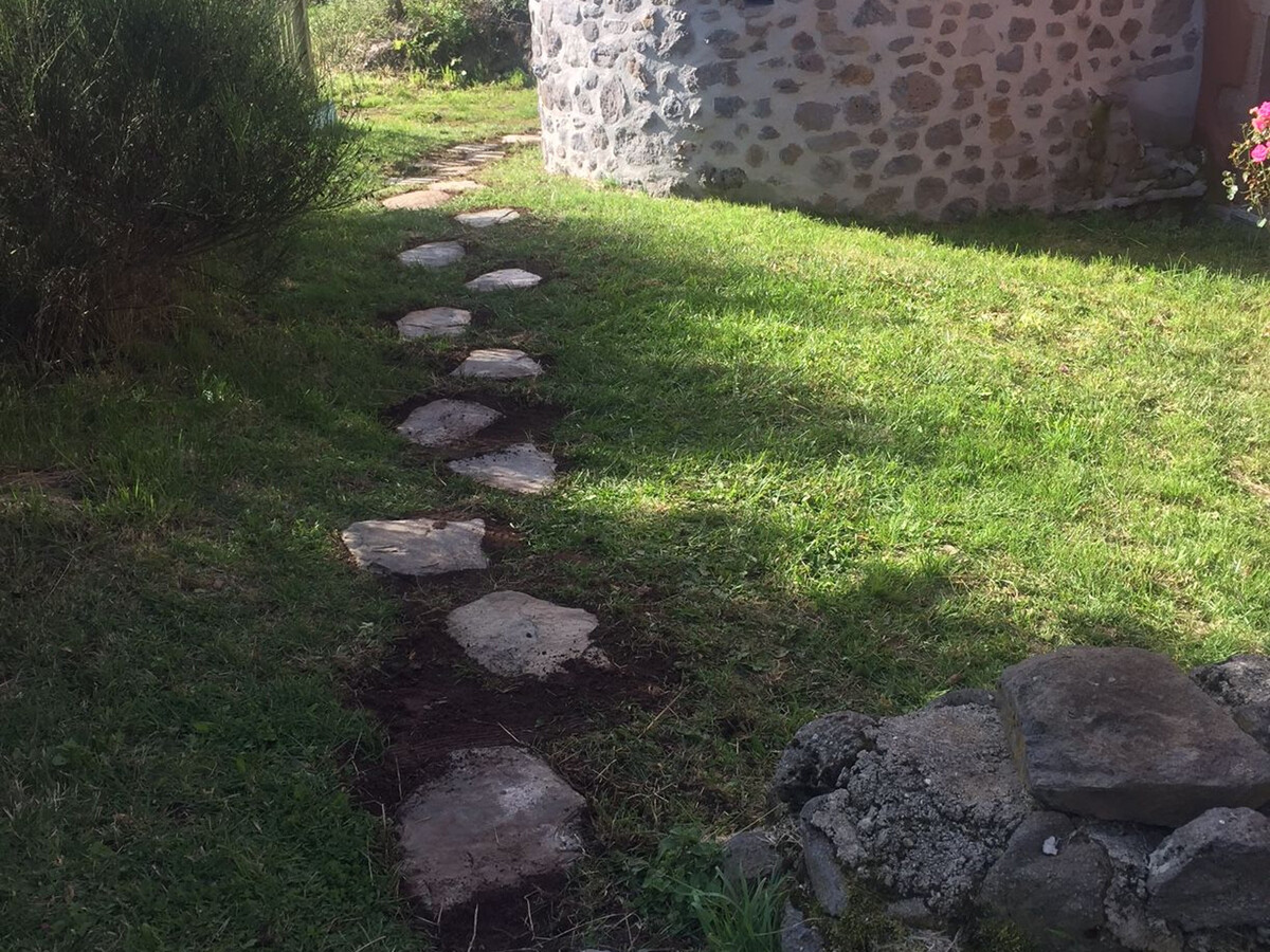 Gîte la Béraine à Saint-Bérain, ferme rénovée avec poêle à bois - Photo 4