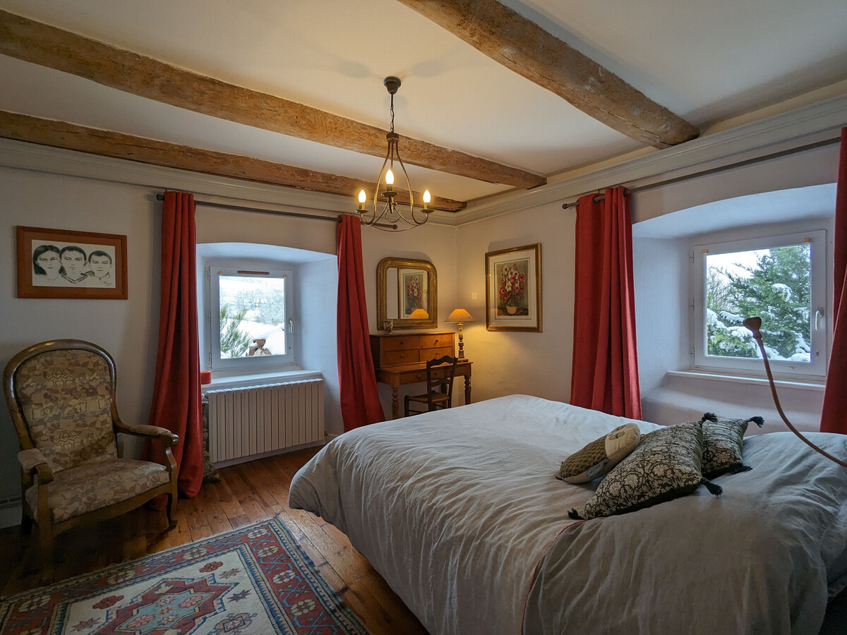 Gîte la Béraine à Saint-Bérain, ferme rénovée avec poêle à bois - Photo 17