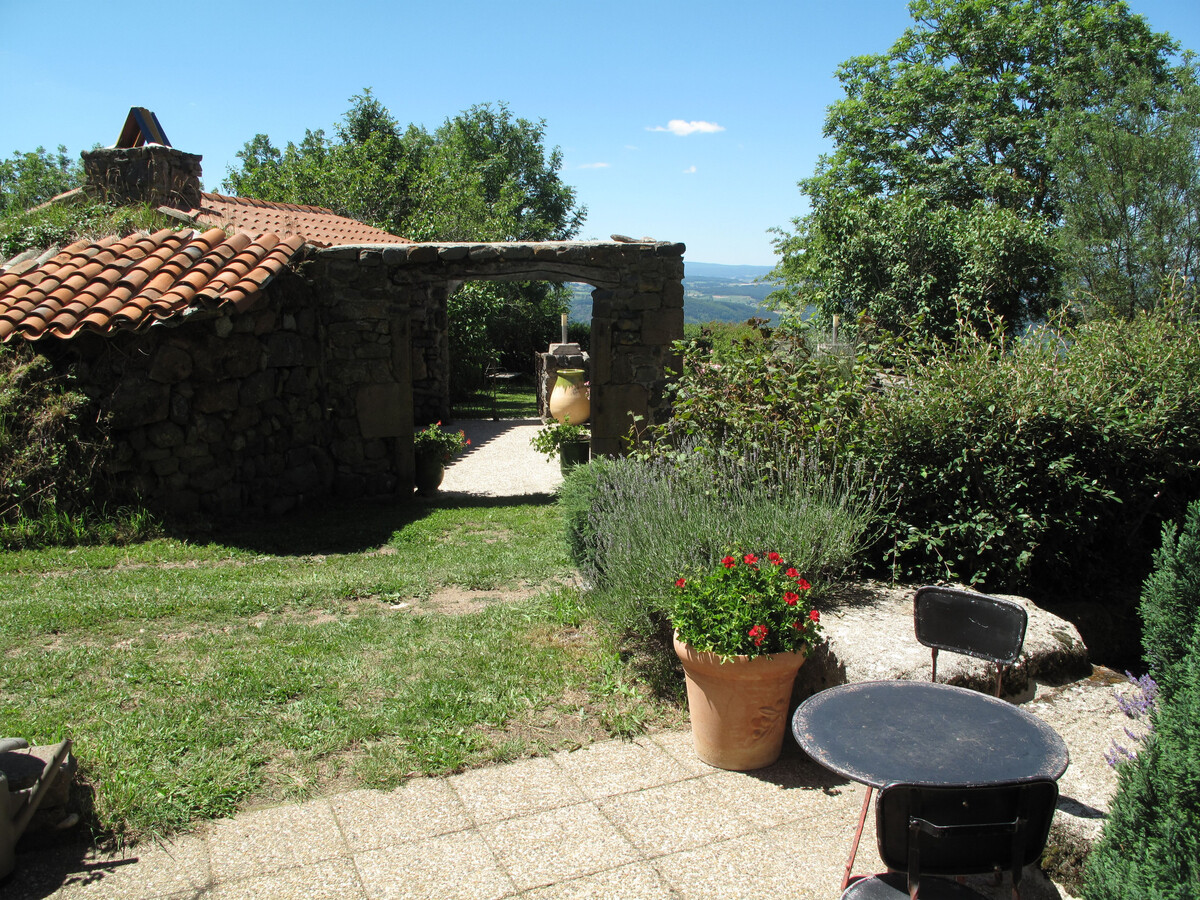 Gîte la Béraine à Saint-Bérain, ferme rénovée avec poêle à bois - Photo 29