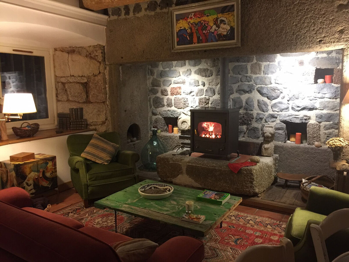 Gîte la Béraine à Saint-Bérain, ferme rénovée avec poêle à bois - Photo 33