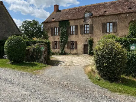 Grande Maison avec Piscine Chauffée à Bois Bertrand - Photo 3
