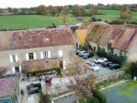 Grande Maison avec Piscine Chauffée à Bois Bertrand - Photo 15