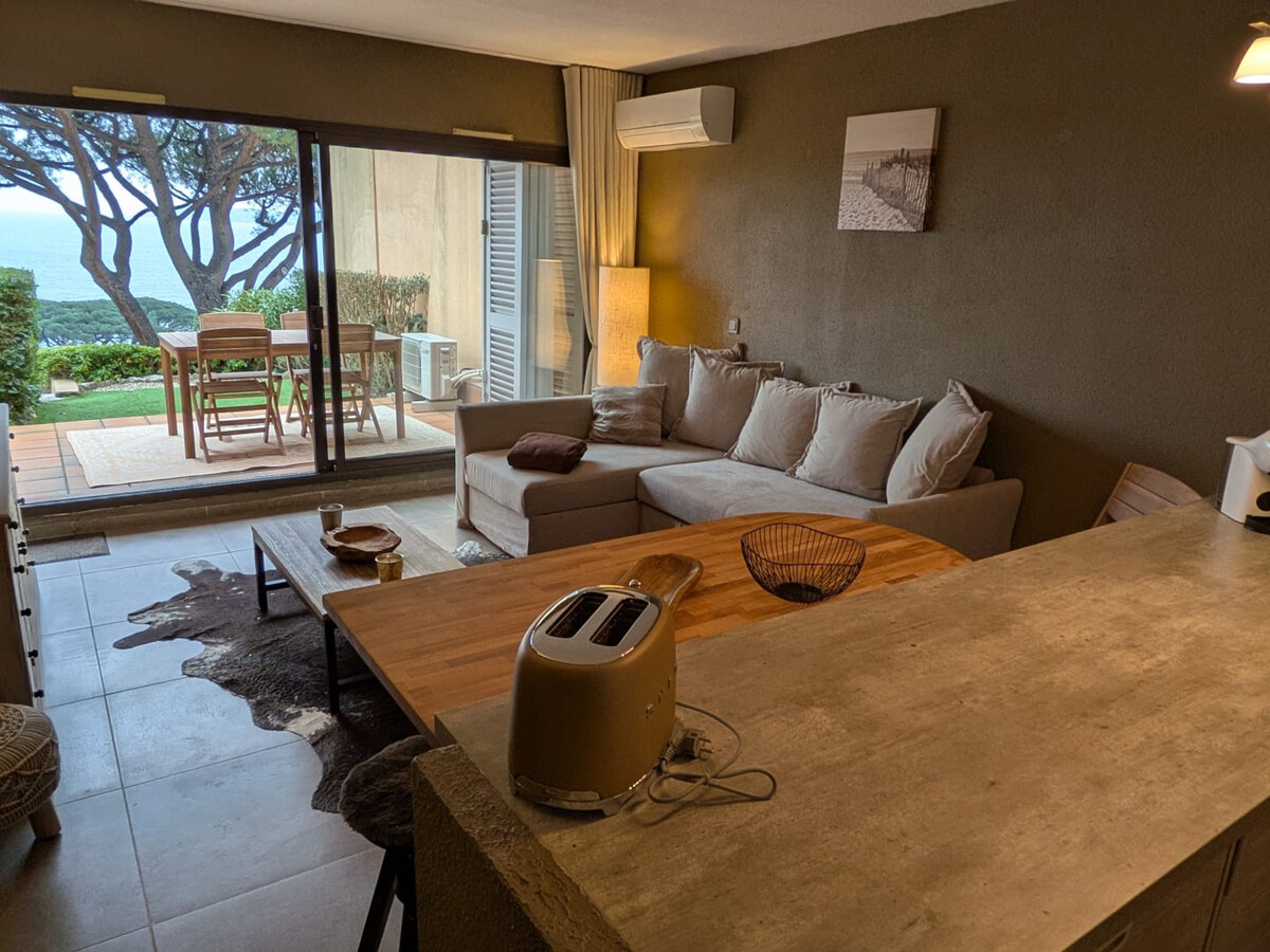 Appartement 2 pièces climatisé, vue golfe de Saint-Tropez - Photo 15