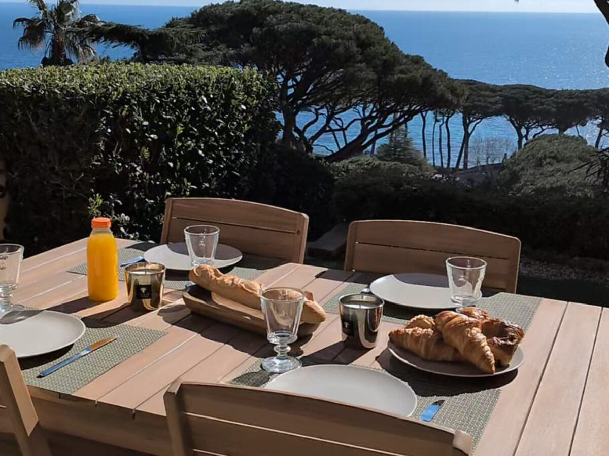 Appartement 2 pièces climatisé, vue golfe de Saint-Tropez - Photo 25