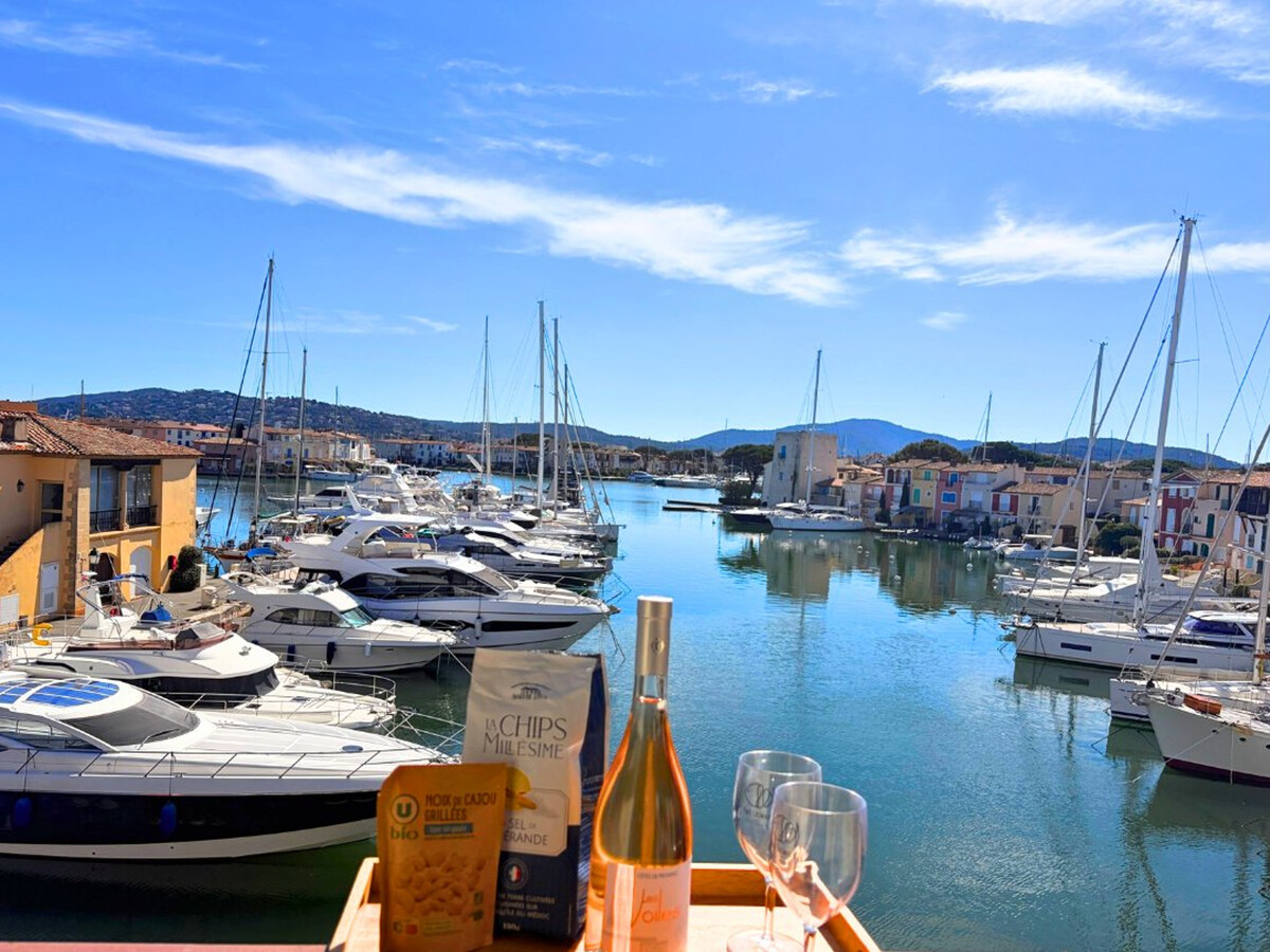 Appartement 2 pièces Port Grimaud, balcon sur les canaux - Photo 5