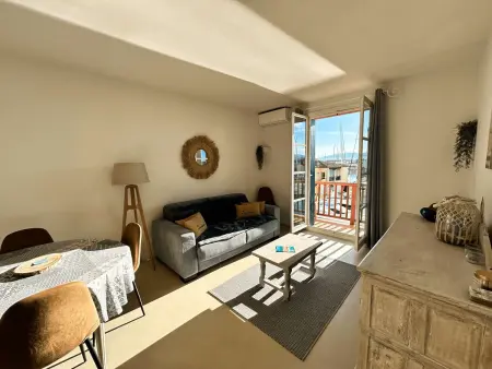 Location appartement à Port Grimaud, Appartement 2 Pièces avec Climatisation et WIFI