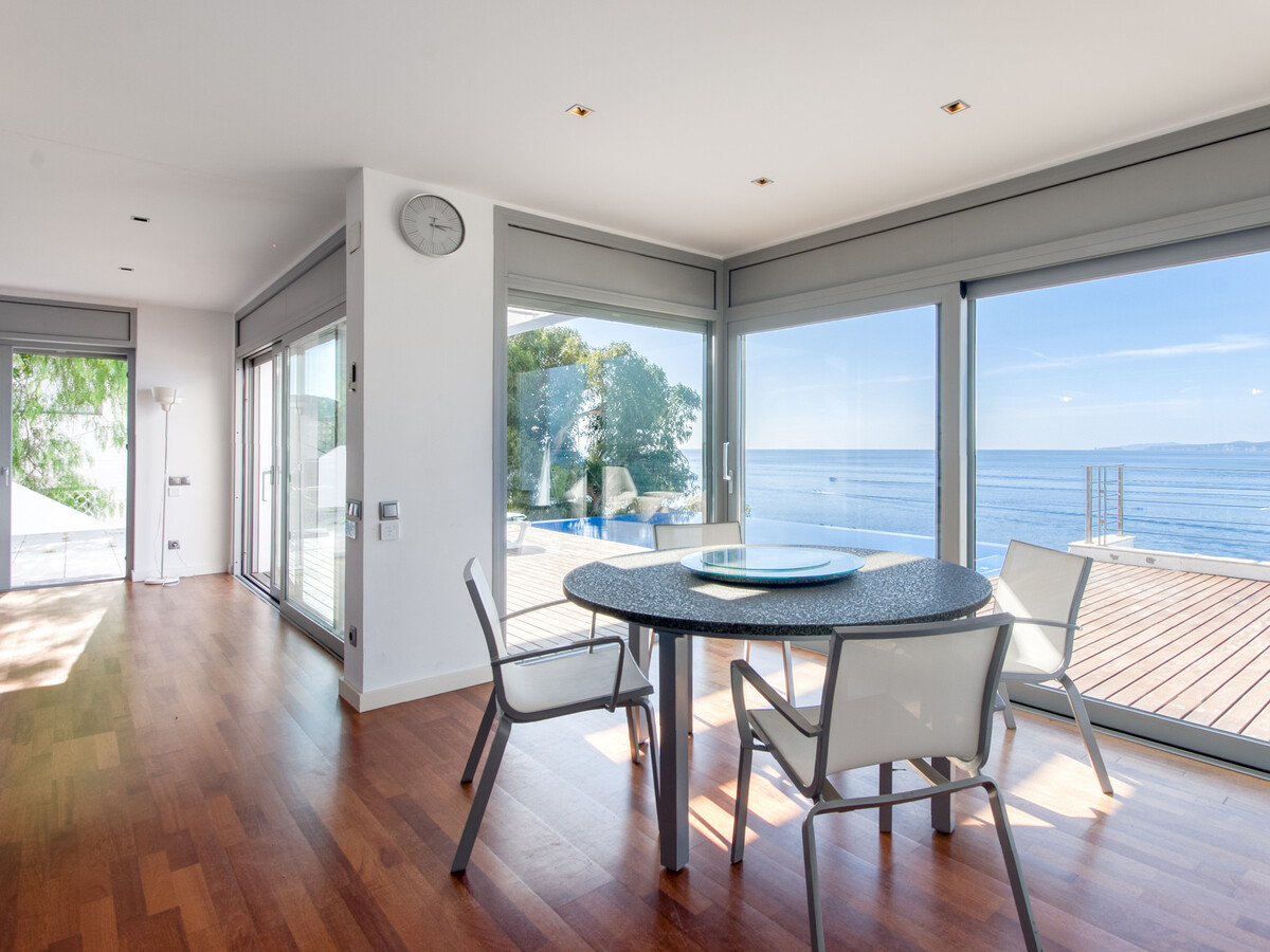 Villa 4 chambres avec piscine à débordement à Roses - Photo 13