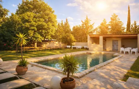 Location maison à Saint Martin de Crau, Gîte dans Mas proche Alpilles