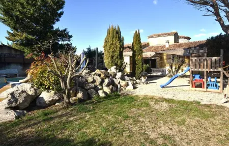 Maison 130 m² piscine et jacuzzi, Entraigues-sur-la-Sorgue : photo 2