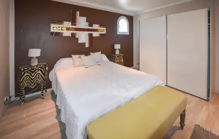 Maison 130 m² piscine et jacuzzi, Entraigues-sur-la-Sorgue : photo 15