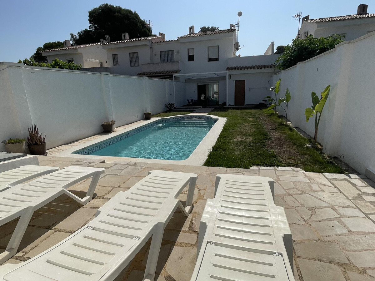 Villa 3 chambres avec piscine privée à Miami Platja - Photo 7