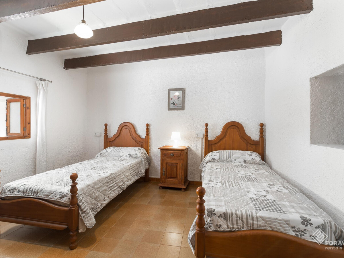 Villa rustique Campanet : piscine, jardin et vue Serra Tramuntana - Photo 20