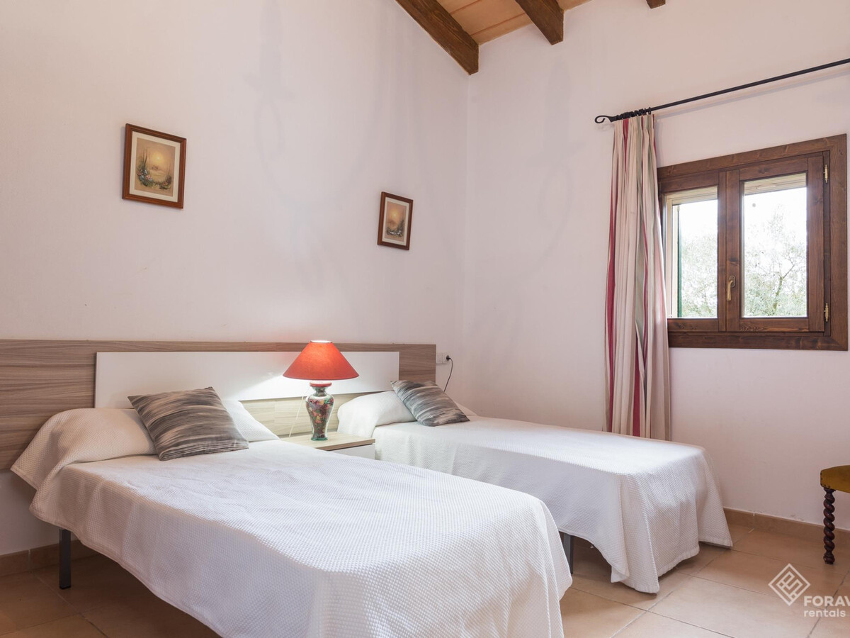 Villa finca majorquine avec piscine à Sa Pobla - Photo 24
