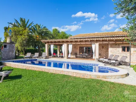 Location villa à Sa Pobla, Villa avec piscine et jardin à Majorque