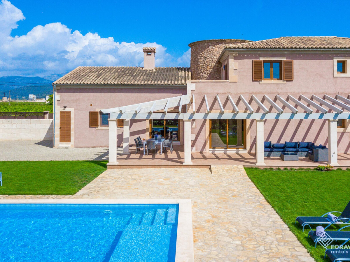 Villa neuve 5 chambres piscine et jardin à Sa Pobla - Photo 2