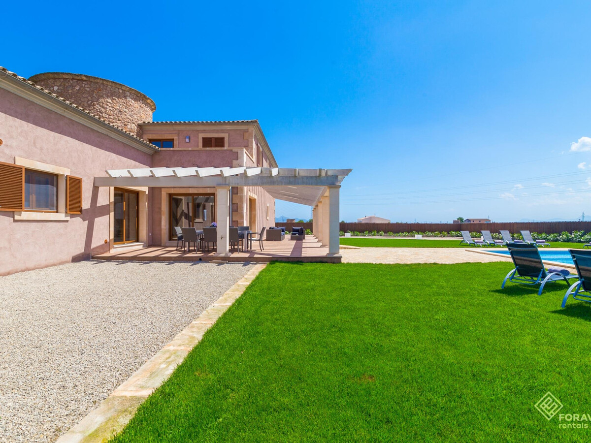 Villa neuve 5 chambres piscine et jardin à Sa Pobla - Photo 14