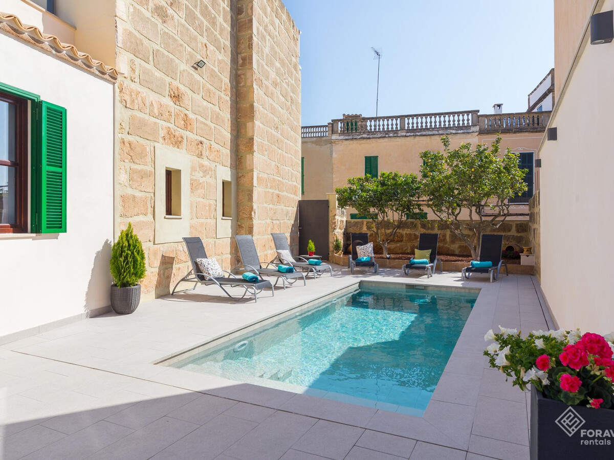 Villa majorquine rénovée, piscine privée à Ariany - Photo 3