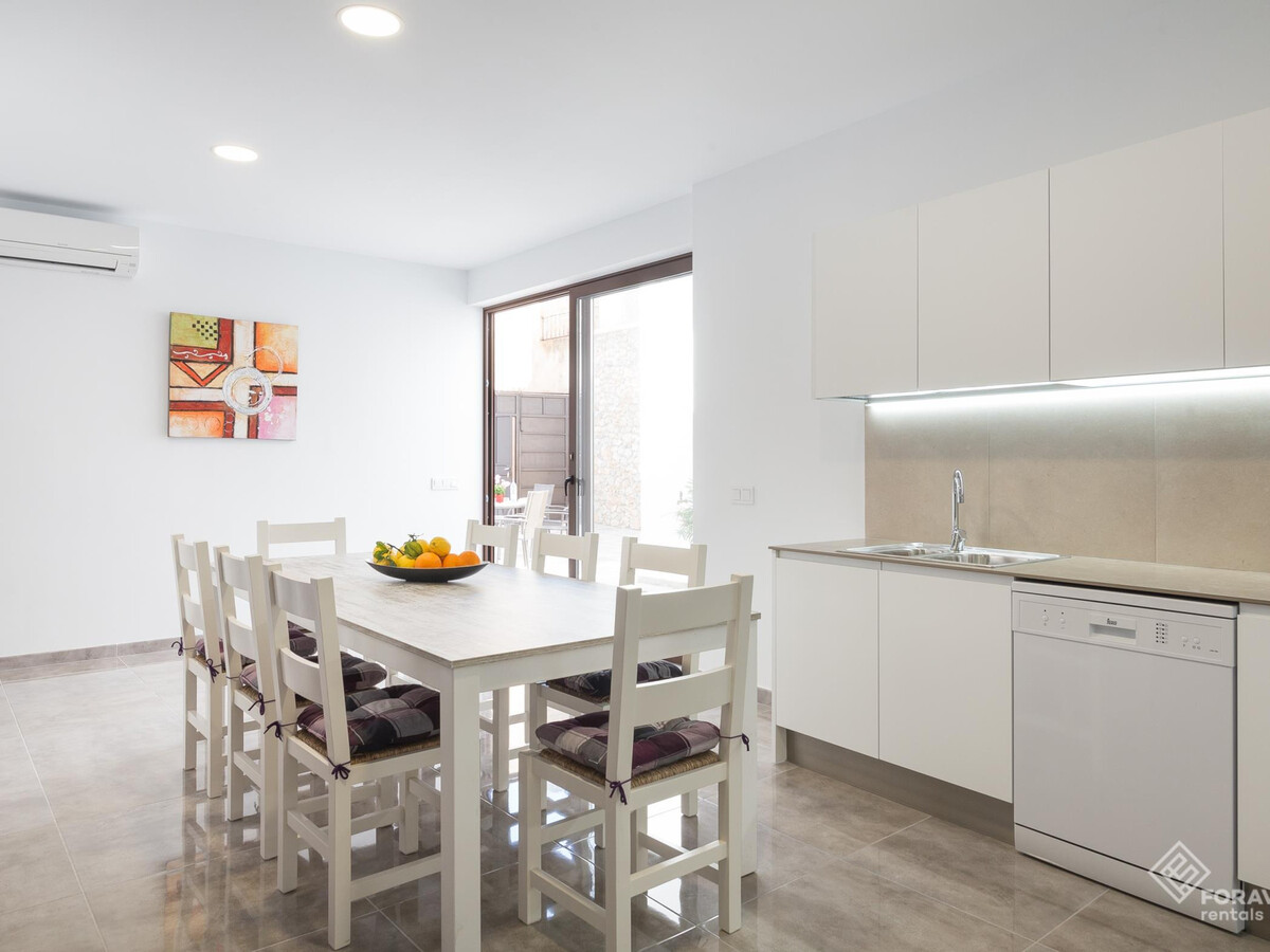 Villa majorquine rénovée, piscine privée à Ariany - Photo 23