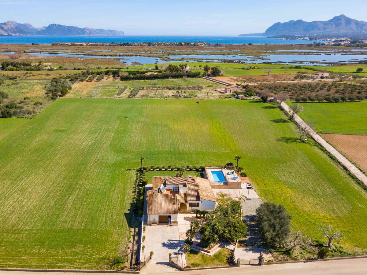 Finca Can Soler à Alcúdia : piscine, jardin & style majorquin - Photo 6