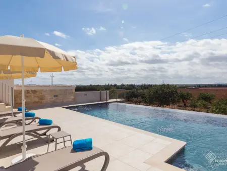 Villa rénovée à Inca avec piscine privée et climatisation : photo 4