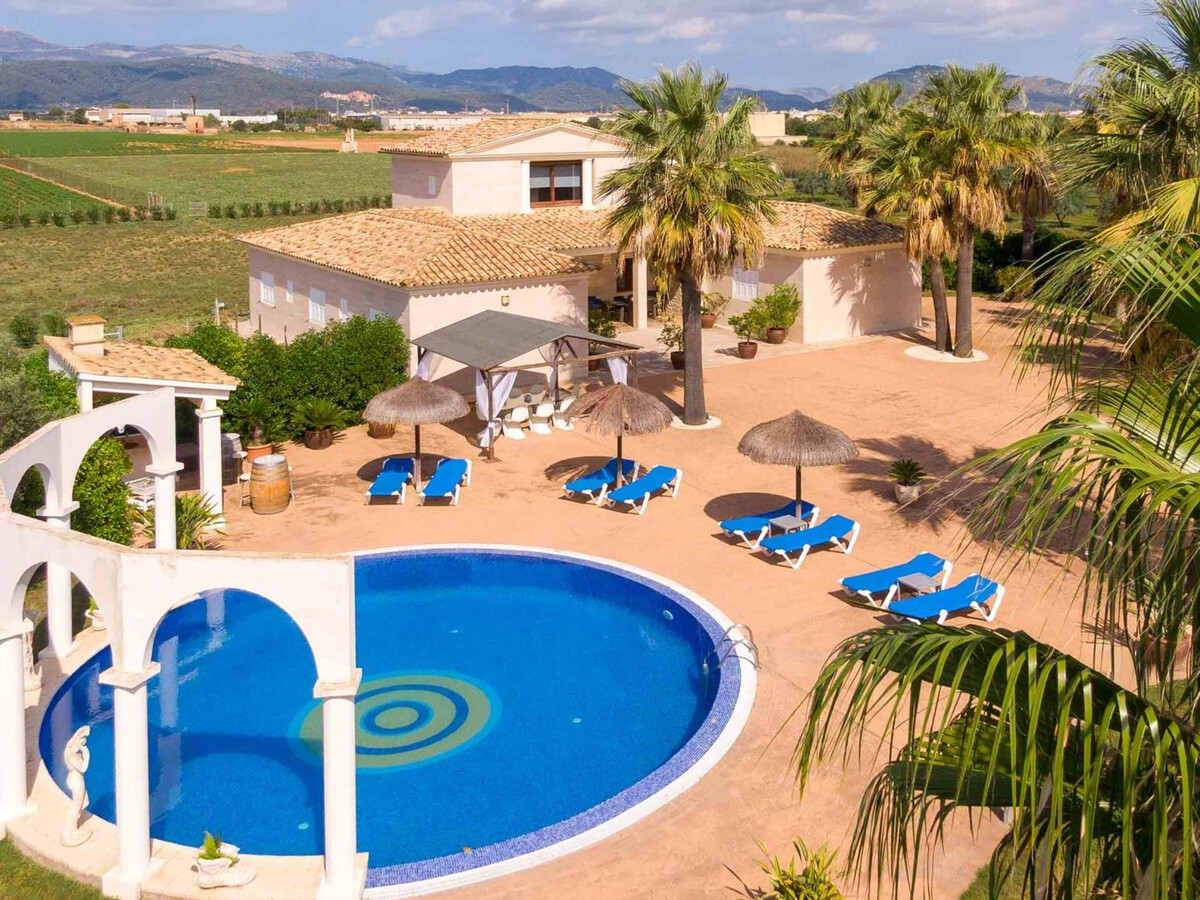Villa méditerranéenne 8 pers. avec piscine circulaire à Sa Pobla - Photo 1