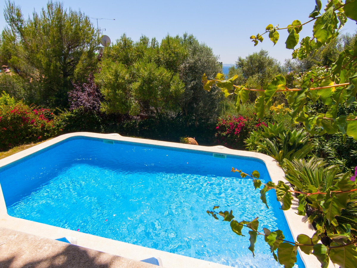 Villa 210 m² avec piscine et vue baie à Alcanada - Photo 15