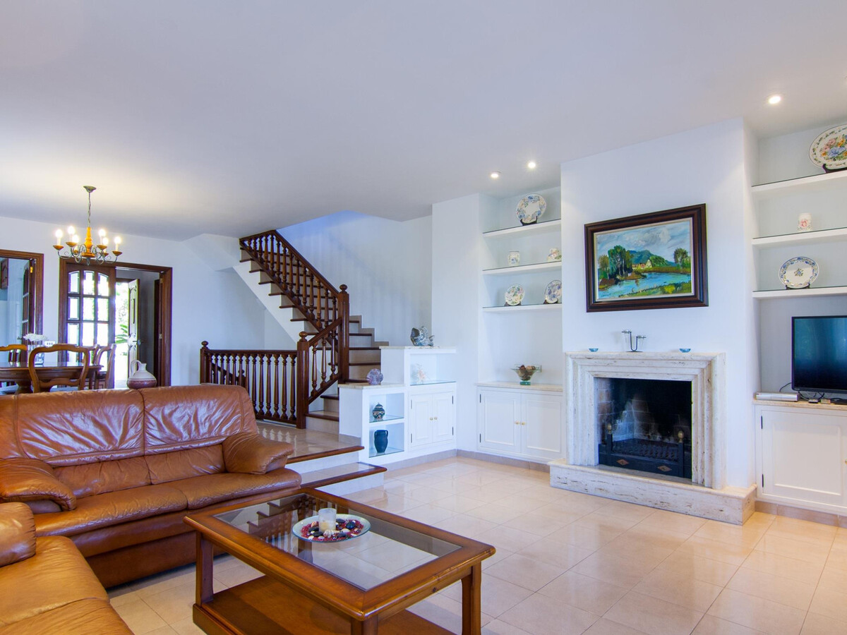 Villa 210 m² avec piscine et vue baie à Alcanada - Photo 16