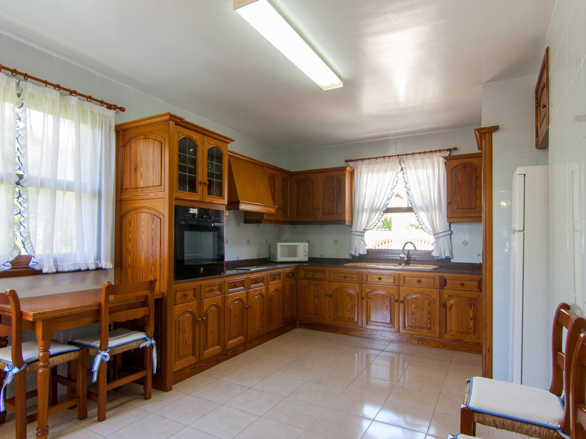 Villa 210 m² avec piscine et vue baie à Alcanada - Photo 17