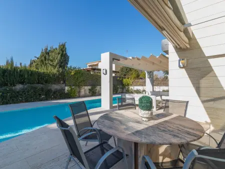 Villa d'architecte vue mer à Llucmajor, piscine et salle de sport : photo 9
