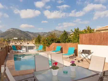 Location villa à Campanet, Maison de ville rénovée à Campanet avec climatisation