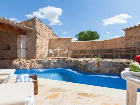 Villa à Algaida, piscine et terrasses aménagées : photo 3