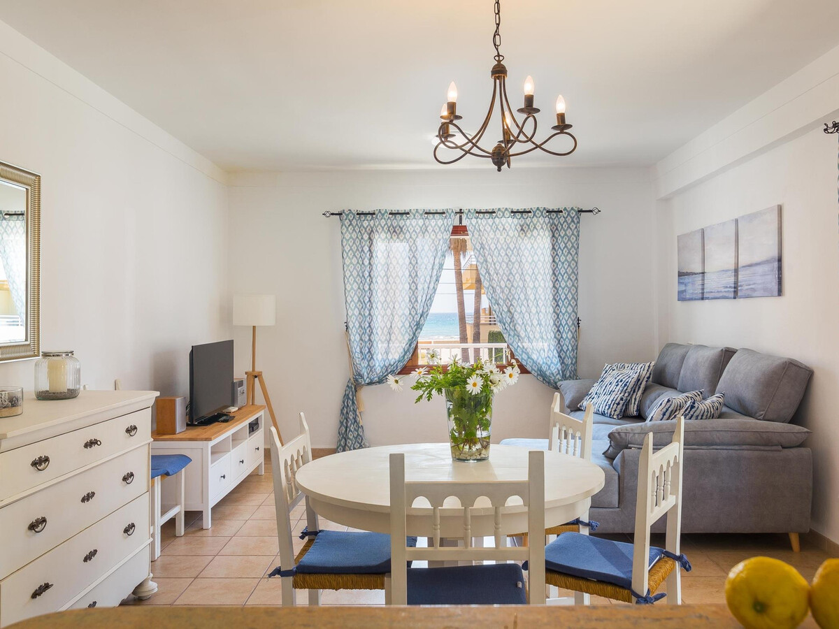 Appartement 6 pers, jardin et terrasse à 20 m de la plage - Photo 15