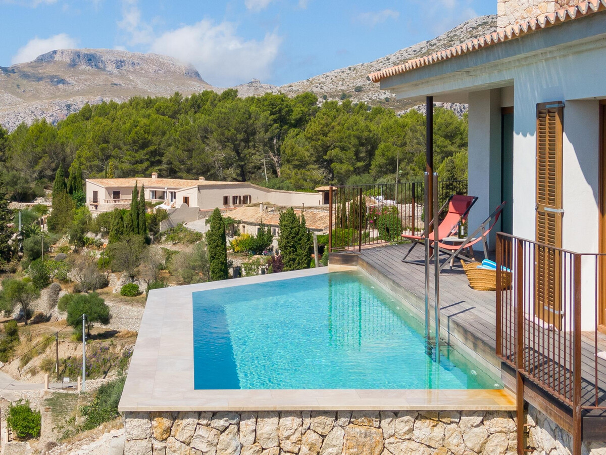 Villa moderne à Galilea, piscine débordement et Serra - Photo 7