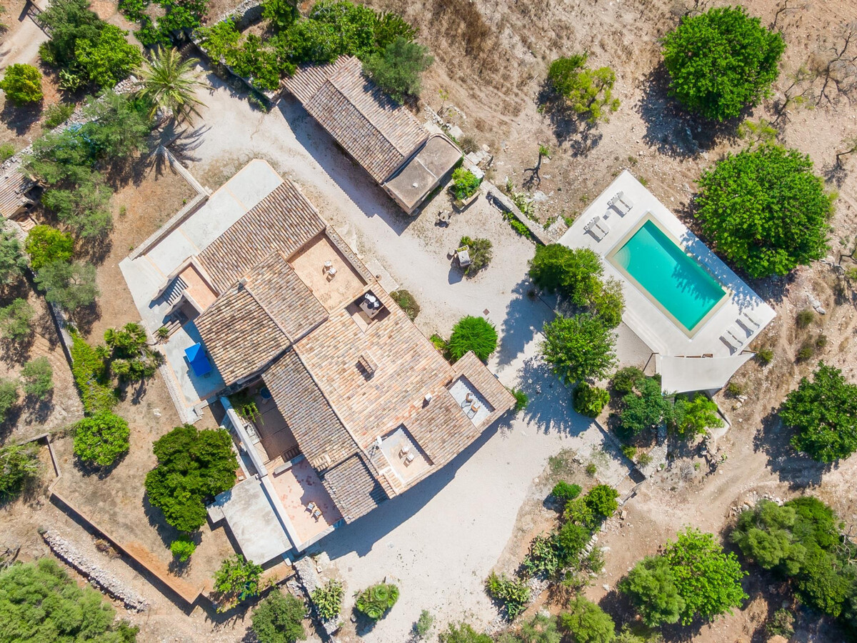 Finca XVIIIe siècle rénovée, piscine et vue campagne - Photo 4