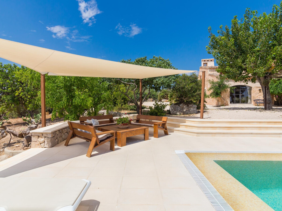 Finca XVIIIe siècle rénovée, piscine et vue campagne - Photo 8
