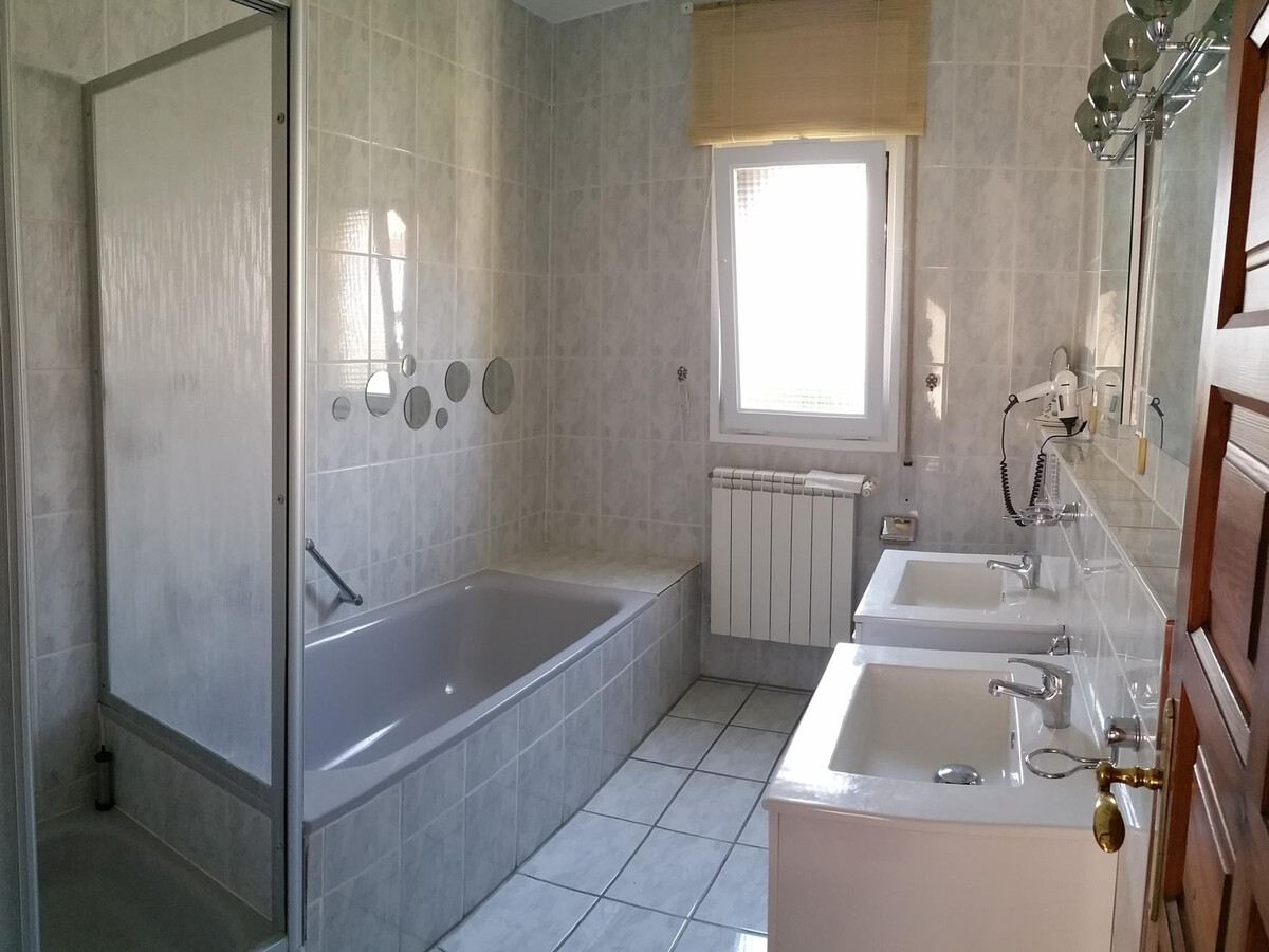 Villa 3 unités avec piscine privée à Miami Platja - Photo 14
