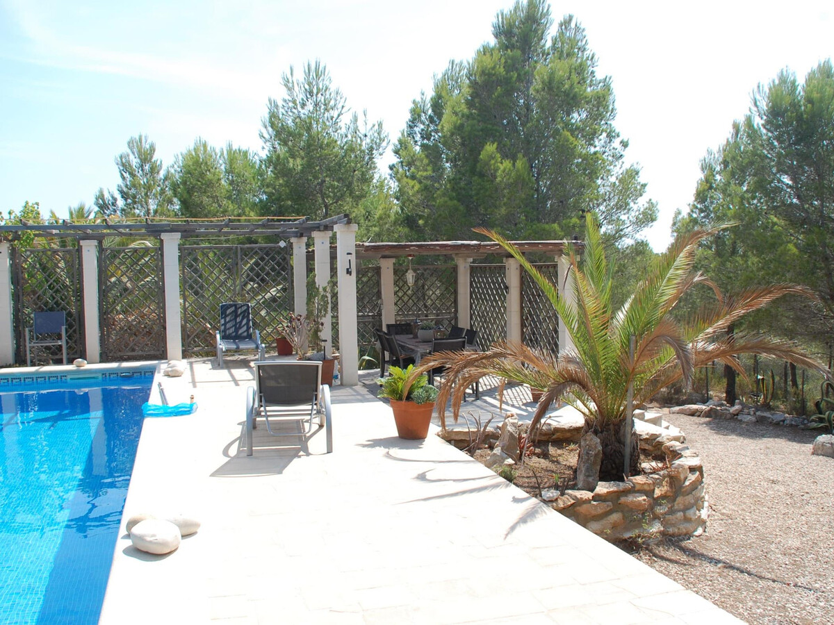 Villa ST JORDI à Sant Jordi : piscine privée et cuisine d'été - Photo 5