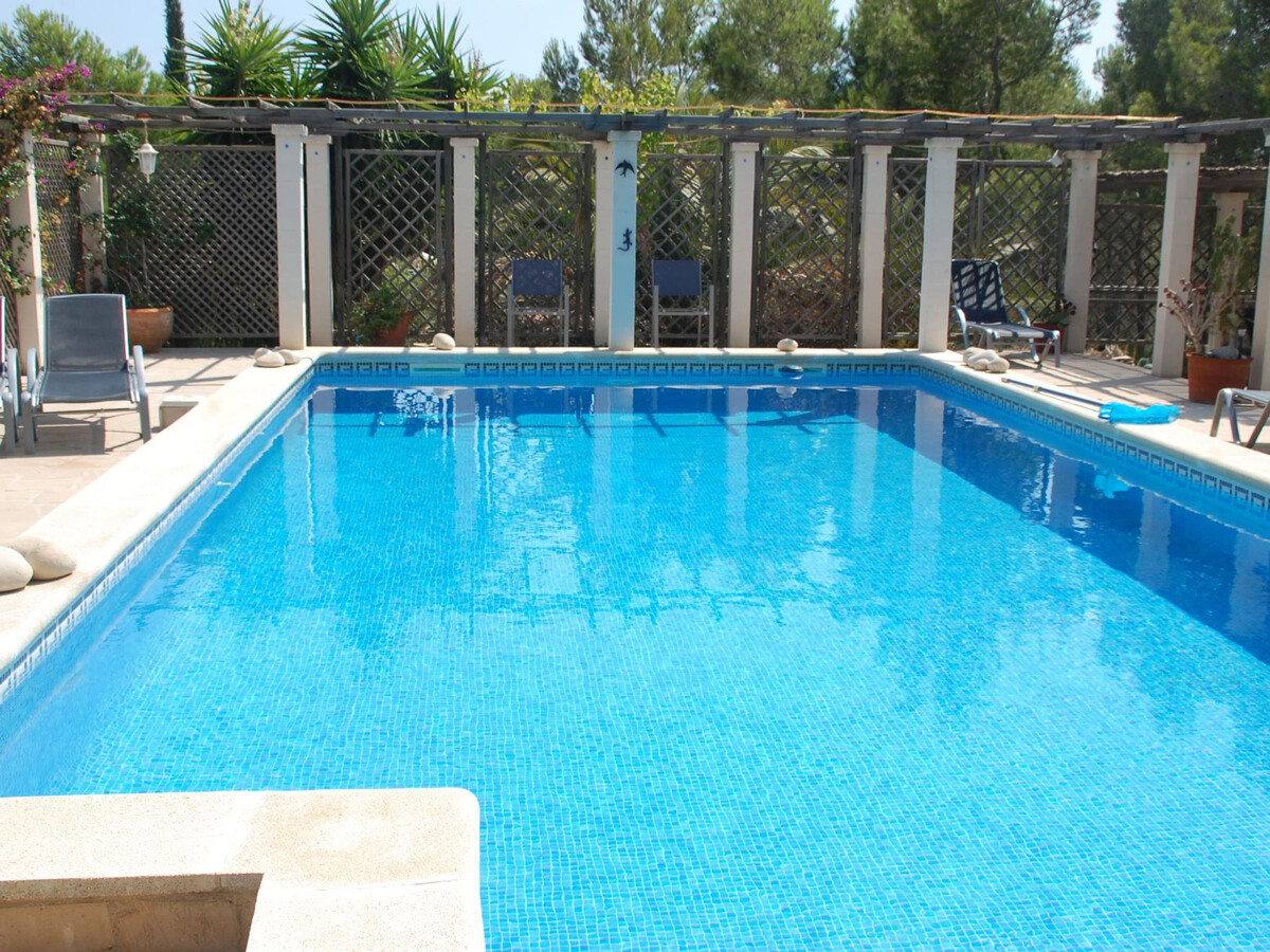 Villa ST JORDI à Sant Jordi : piscine privée et cuisine d'été - Photo 10