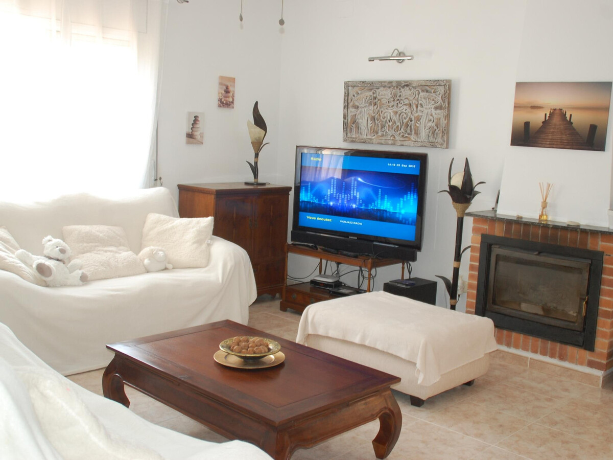 Villa ST JORDI à Sant Jordi : piscine privée et cuisine d'été - Photo 13
