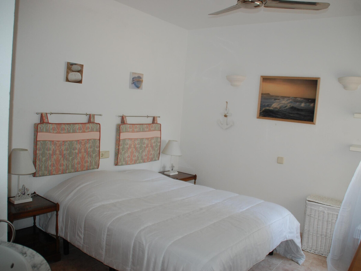 Villa ST JORDI à Sant Jordi : piscine privée et cuisine d'été - Photo 20