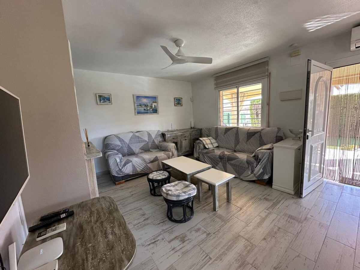 Villa Canarias, piscine privée 6x3m à Miami Platja - Photo 17