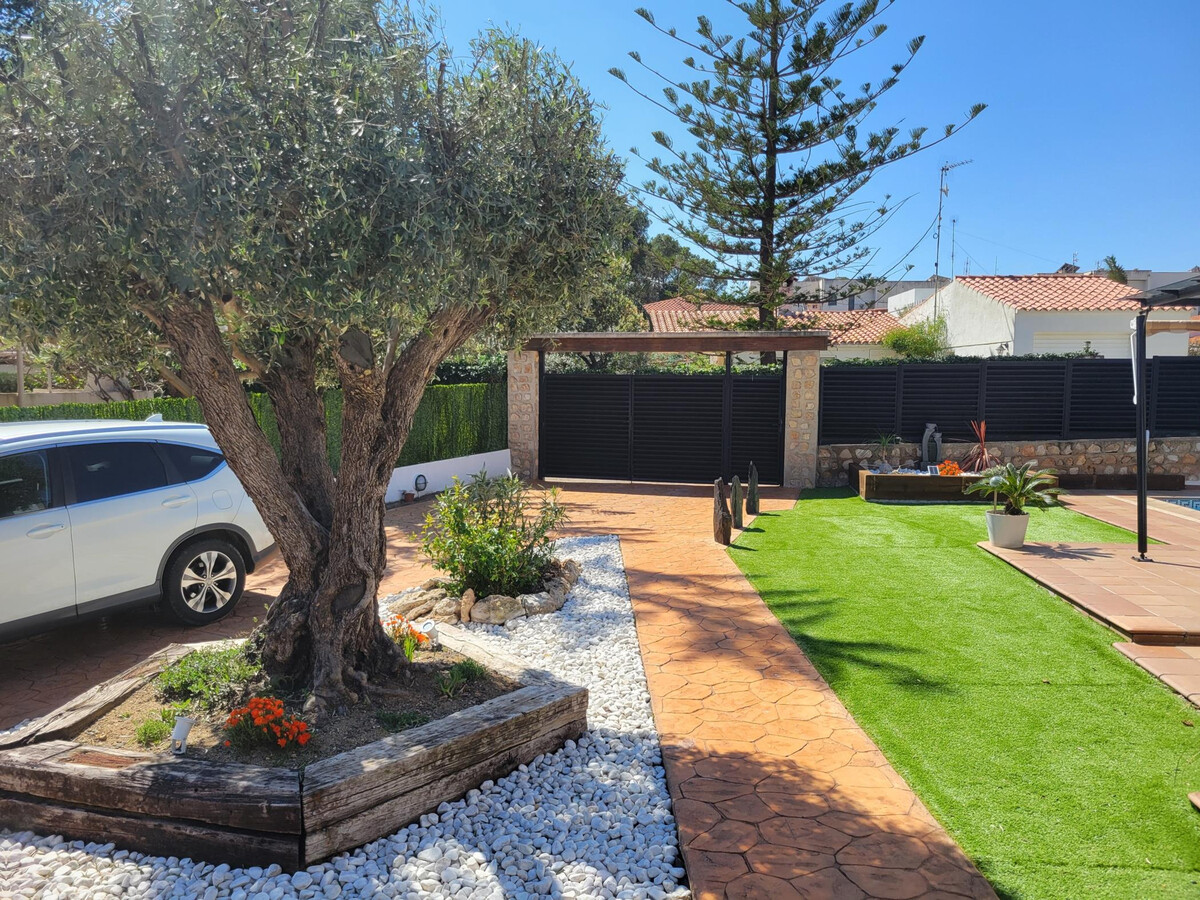 Maison 8 pers. avec piscine privée près des criques de Calafat - Photo 3