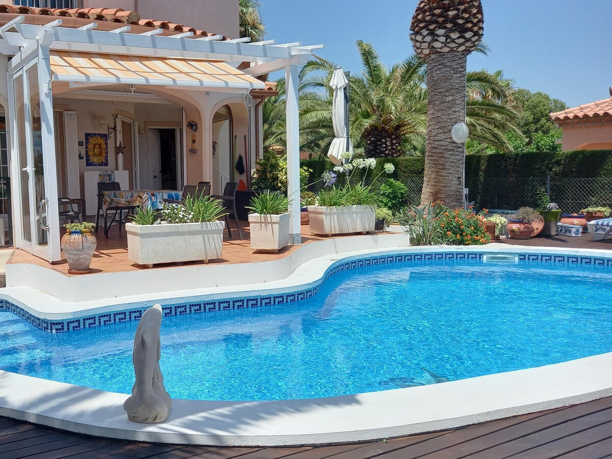 Villa 4 chambres avec piscine privée à Miami Platja - Photo 1