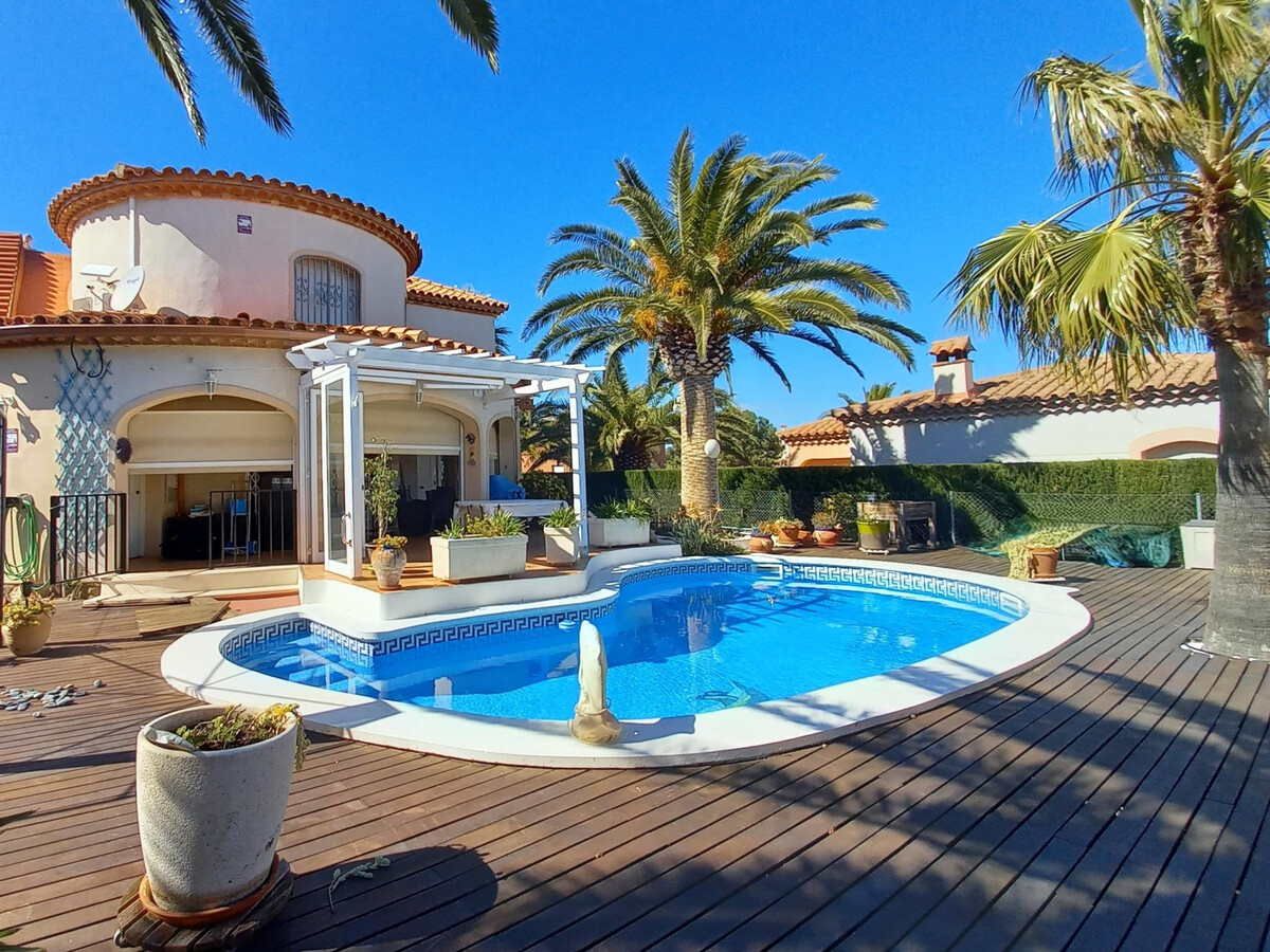 Villa 4 chambres avec piscine privée à Miami Platja - Photo 5