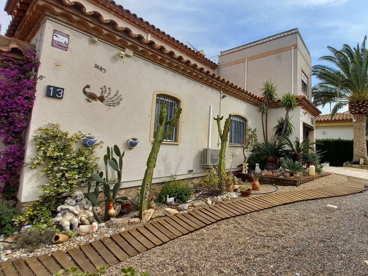 Villa 4 chambres avec piscine privée à Miami Platja - Photo 7