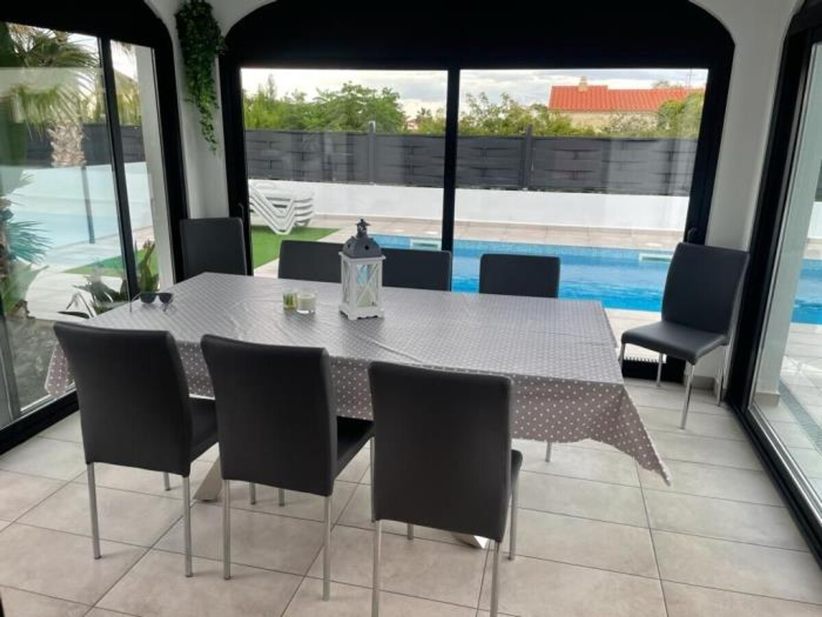 Villa Girona moderne avec piscine à 800m de la plage - Photo 5